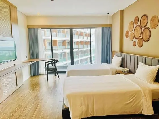 Premier Tek Büyük veya İki Ayrı Yataklı Oda, Balkon, Okyanus Manzaralı