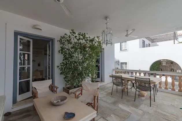 Villa, 6 Yatak Odası, Deniz Manzaralı