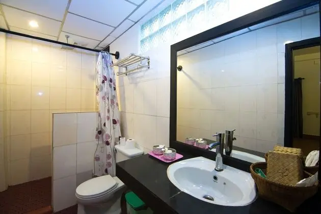 Deluxe Twin Room - Free Pick Up