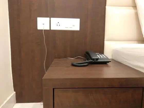 Classic Tek Büyük Yataklı Oda