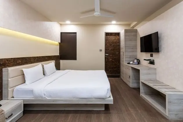 Deluxe Tek Büyük veya İki Ayrı Yataklı Oda
