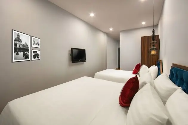 Deluxe Üç Kişilik Oda