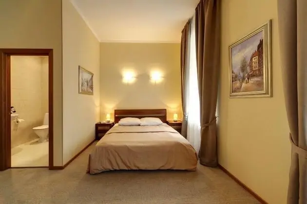 Standard Tek Büyük Yataklı Oda