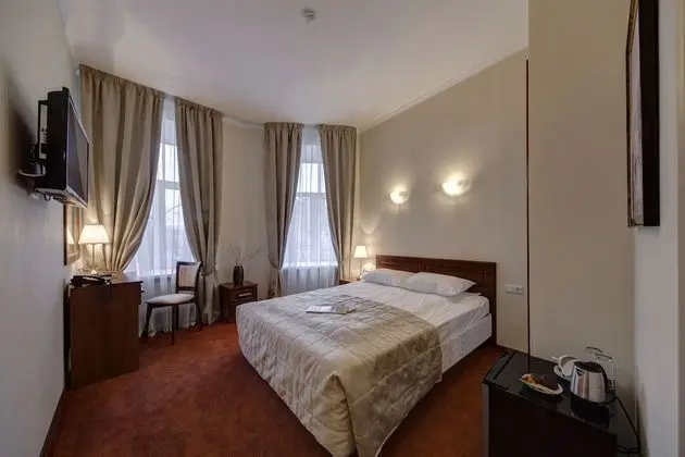 Standard Tek Büyük Yataklı Oda