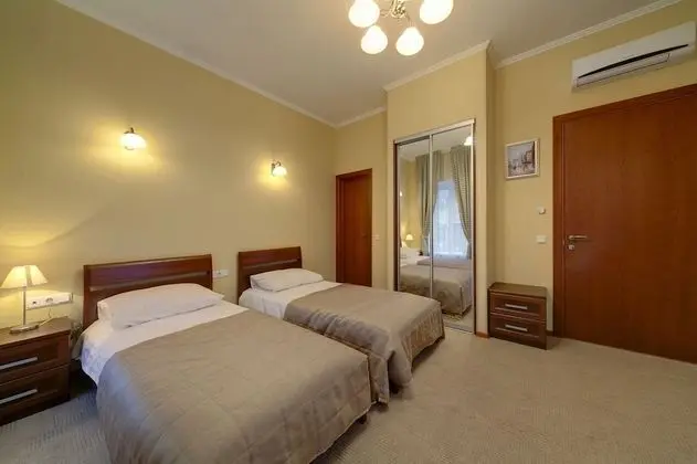 Standard Tek Büyük veya İki Ayrı Yataklı Oda