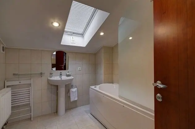 Standard Tek Büyük veya İki Ayrı Yataklı Oda