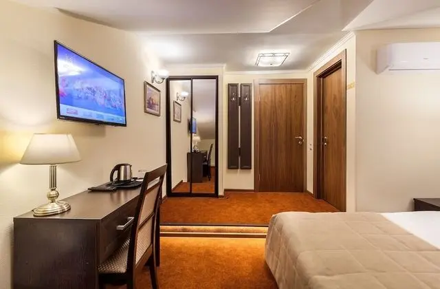 Economy Tek Büyük Yataklı Oda