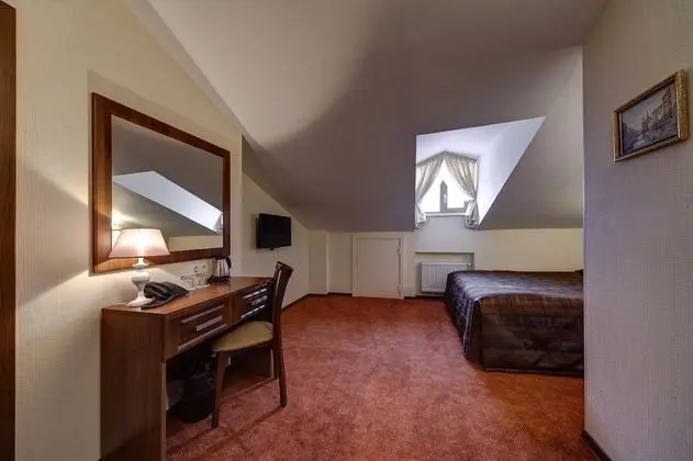 Standard Tek Büyük veya İki Ayrı Yataklı Oda