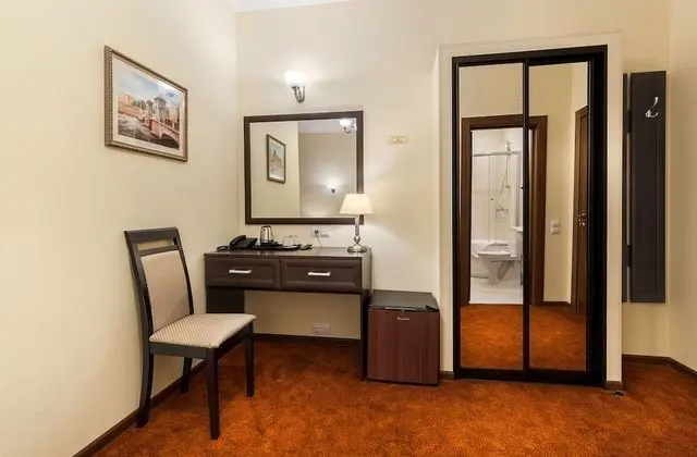 Standard Tek Büyük veya İki Ayrı Yataklı Oda