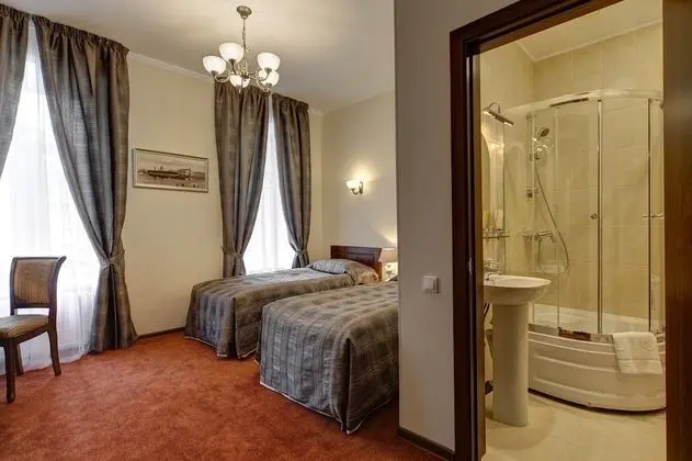 Standard Tek Büyük veya İki Ayrı Yataklı Oda