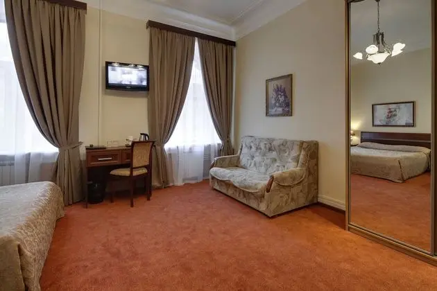 Comfort Tek Büyük veya İki Ayrı Yataklı Oda