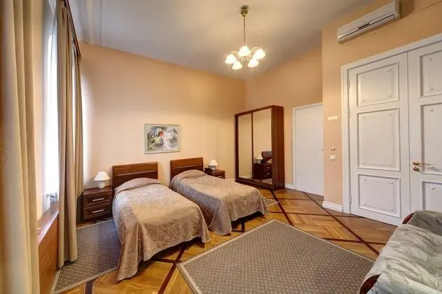 Comfort Tek Büyük veya İki Ayrı Yataklı Oda