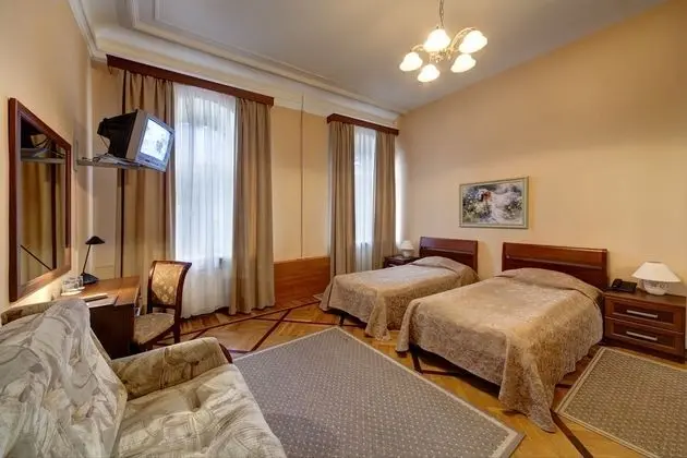 Comfort Tek Büyük veya İki Ayrı Yataklı Oda