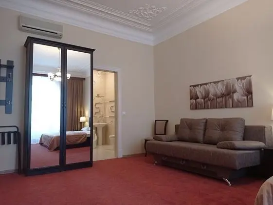 Deluxe Tek Büyük Yataklı Oda (Single Use)