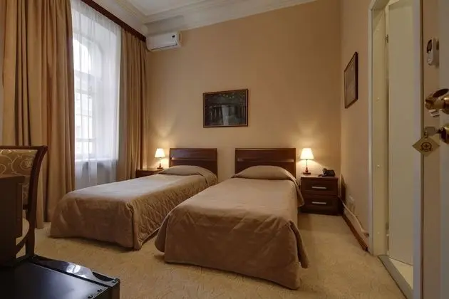 Standard Tek Büyük veya İki Ayrı Yataklı Oda