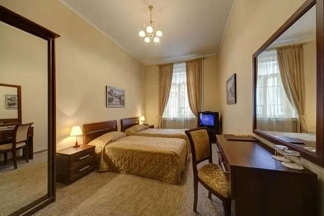 Standard Tek Büyük veya İki Ayrı Yataklı Oda