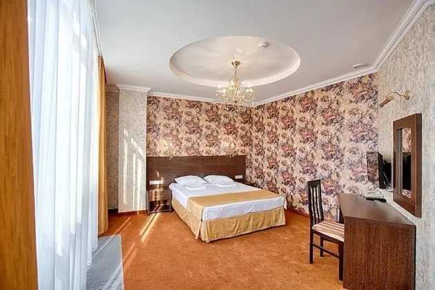Comfort Tek Büyük Yataklı Oda