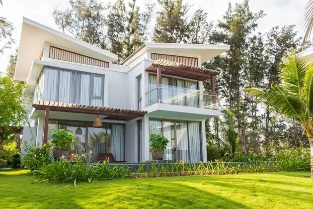 Villa, 3 Yatak Odası, Kişiye Özel Havuzlu, Bahçe Manzaralı