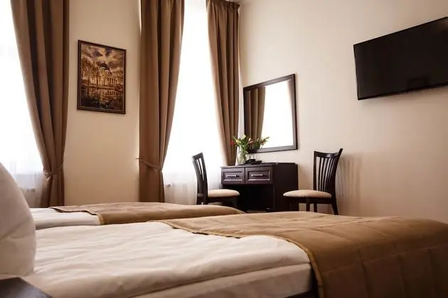 Comfort Tek Büyük veya İki Ayrı Yataklı Oda