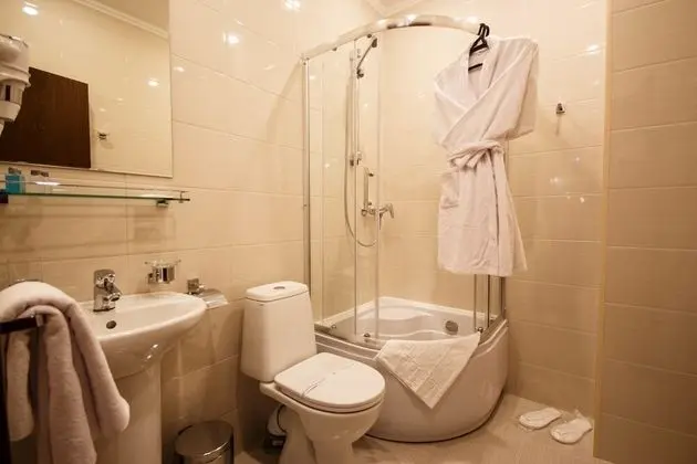 Comfort Tek Büyük veya İki Ayrı Yataklı Oda