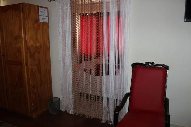 Tek Büyük Yataklı Oda (Self catering)