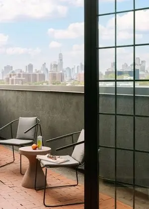 Superior Oda, Balkon