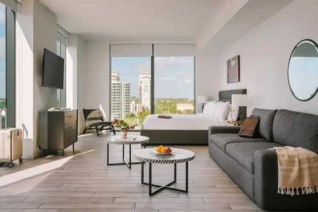 Premier Stüdyo, Balkon, Nehir Manzaralı