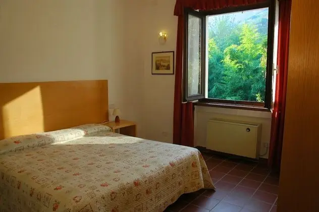 Tek Büyük Yataklı Oda, Banyolu/Duşlu, Tepe Manzaralı