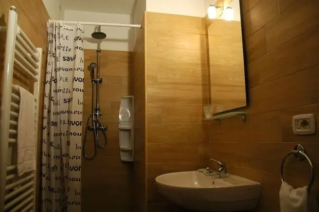 Tek Büyük Yataklı Oda, Banyolu/Duşlu, Tepe Manzaralı