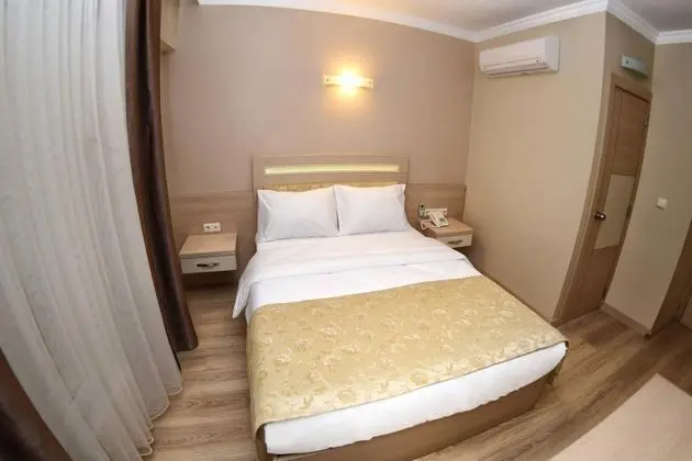 Standart Oda, Şehir Manzaralı