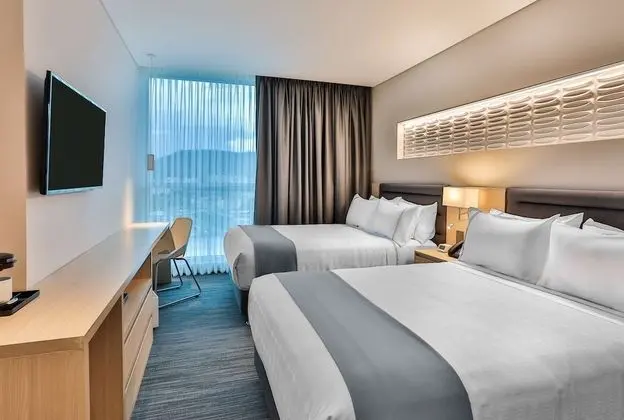 Standard Oda, 2 Büyük (Queen) Boy Yatak