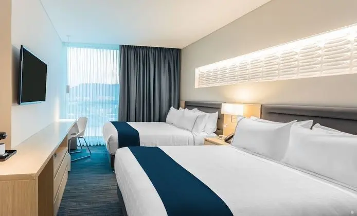 Standard Oda, 2 Büyük (Queen) Boy Yatak