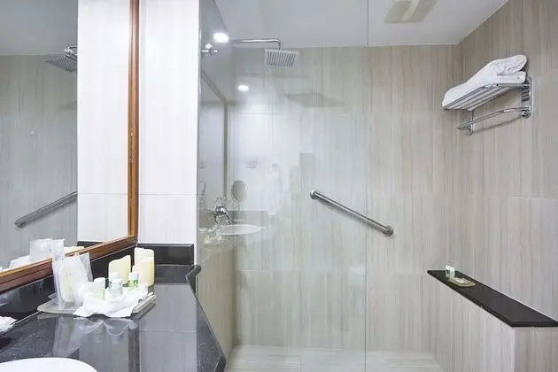 Standard Oda, 1 En Büyük (King) Boy Yatak