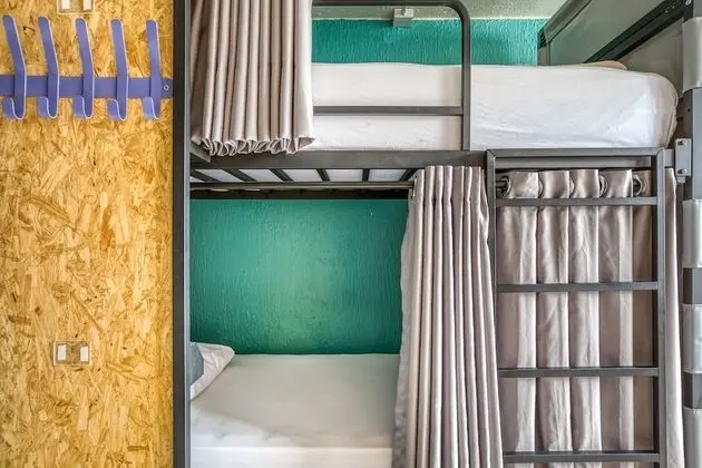 Bed in 4 Bed Community Room
