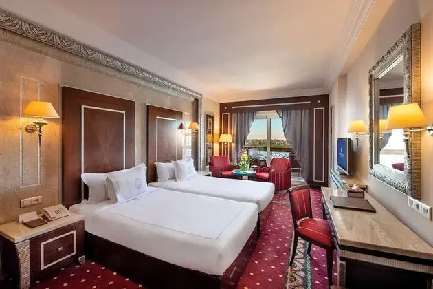 Royal Club Nile View Room