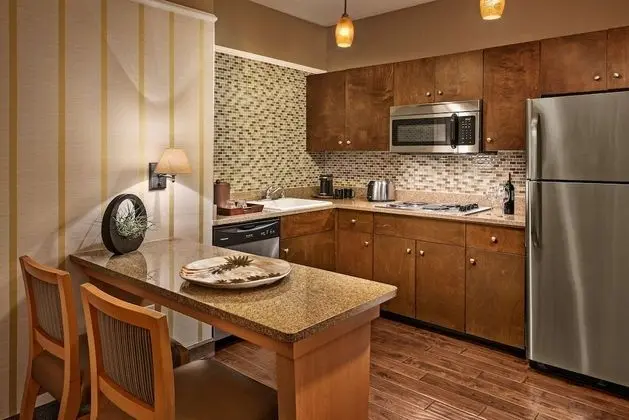 Süit, 1 En Büyük (King) Boy Yatak ve Çekyat (One Bedroom)