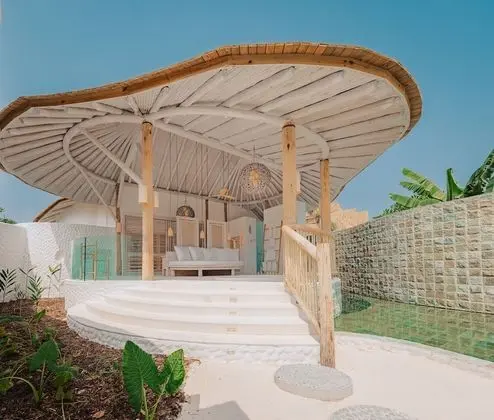 1 Bedroom Island Family Retreat and the Room