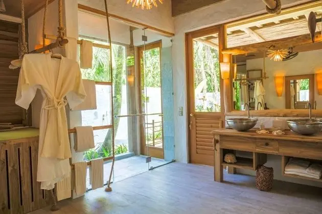 1 Bedroom Island Family Retreat and the Room