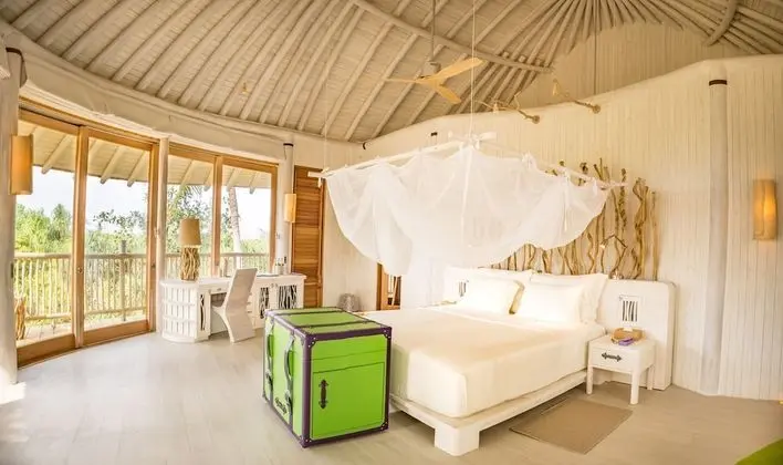 3 Bedroom Island Reserve with Slide