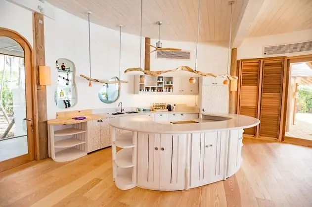 3 Bedroom Island Reserve with Slide