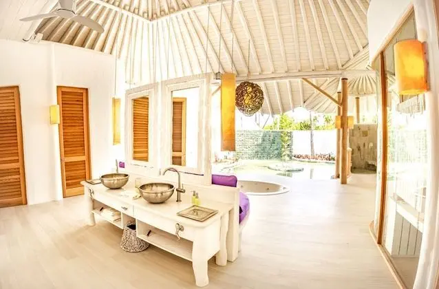 3 Bedroom Island Reserve with Slide