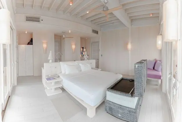 4 Bedroom Water Reserve with Slide