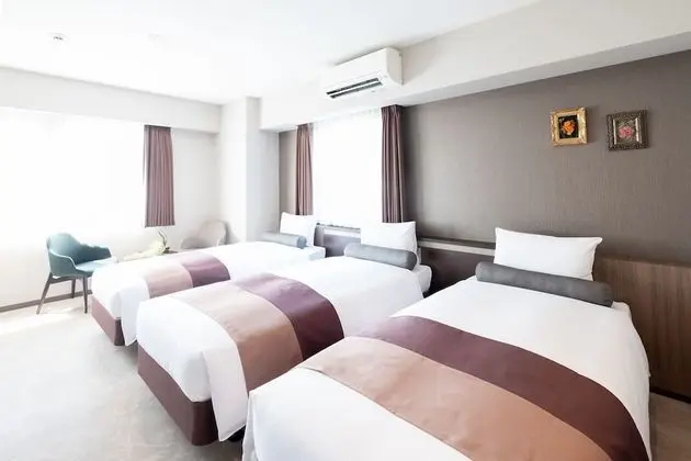 Deluxe Üç Kişilik Oda, Sigara İçilmez