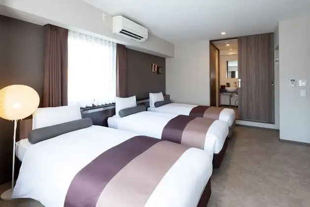 Deluxe Üç Kişilik Oda, Sigara İçilmez