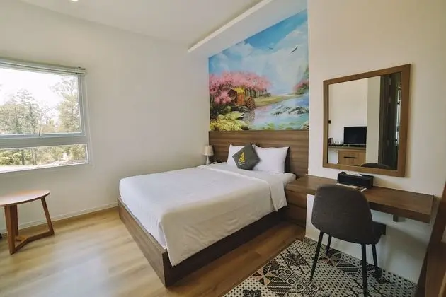 Deluxe Tek Büyük Yataklı Oda