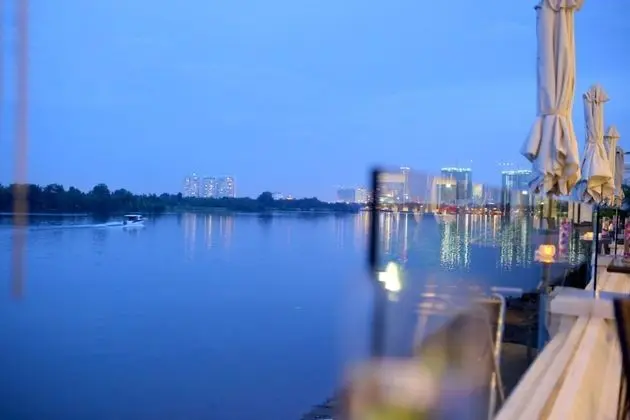Art Suite River View