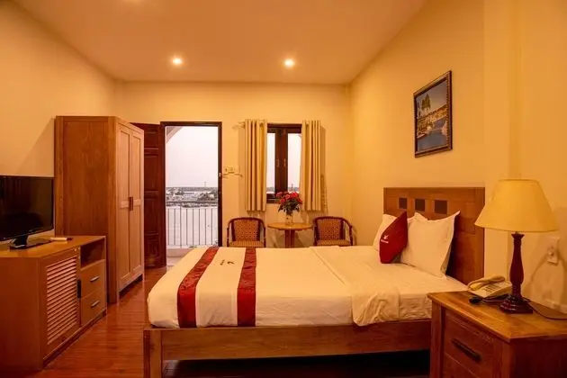 Superior Tek Büyük veya İki Ayrı Yataklı Oda, Balkon, Nehir Manzaralı