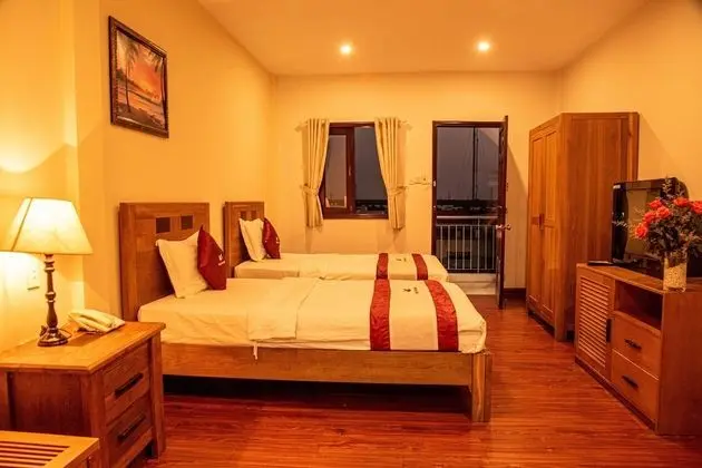 Superior Tek Büyük veya İki Ayrı Yataklı Oda, Balkon, Nehir Manzaralı