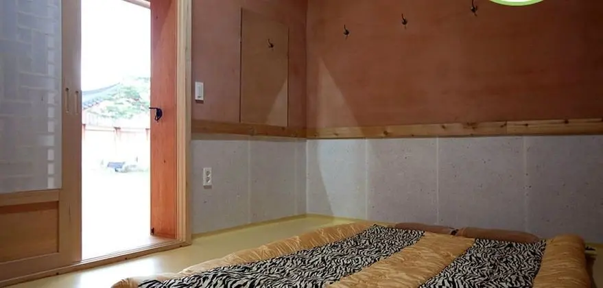 Oda (Mae, Nan and Kuk)