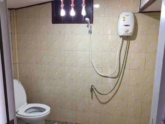 Standard Ev, 1 Yatak Odası, Küçük Mutfak, Bahçeli